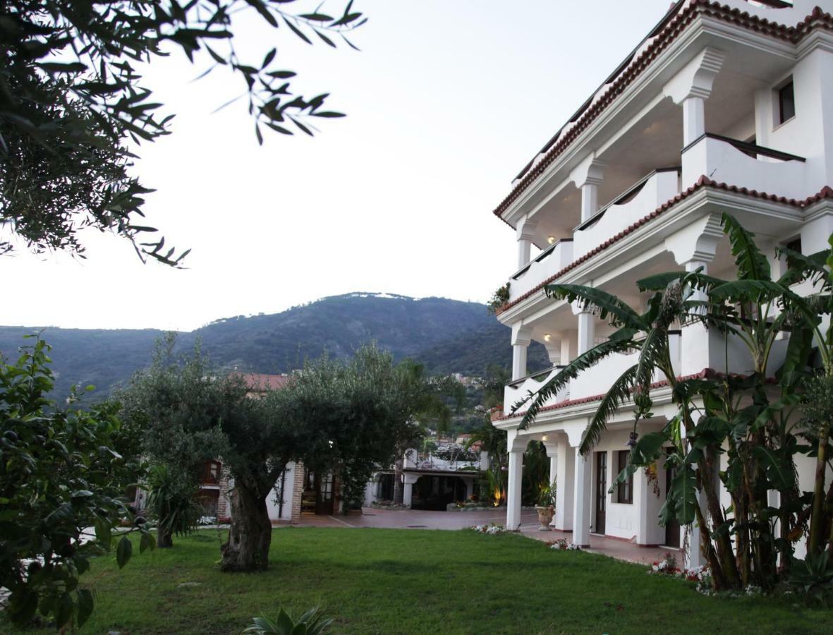 Arenas Hotel Joppolo Buitenkant foto